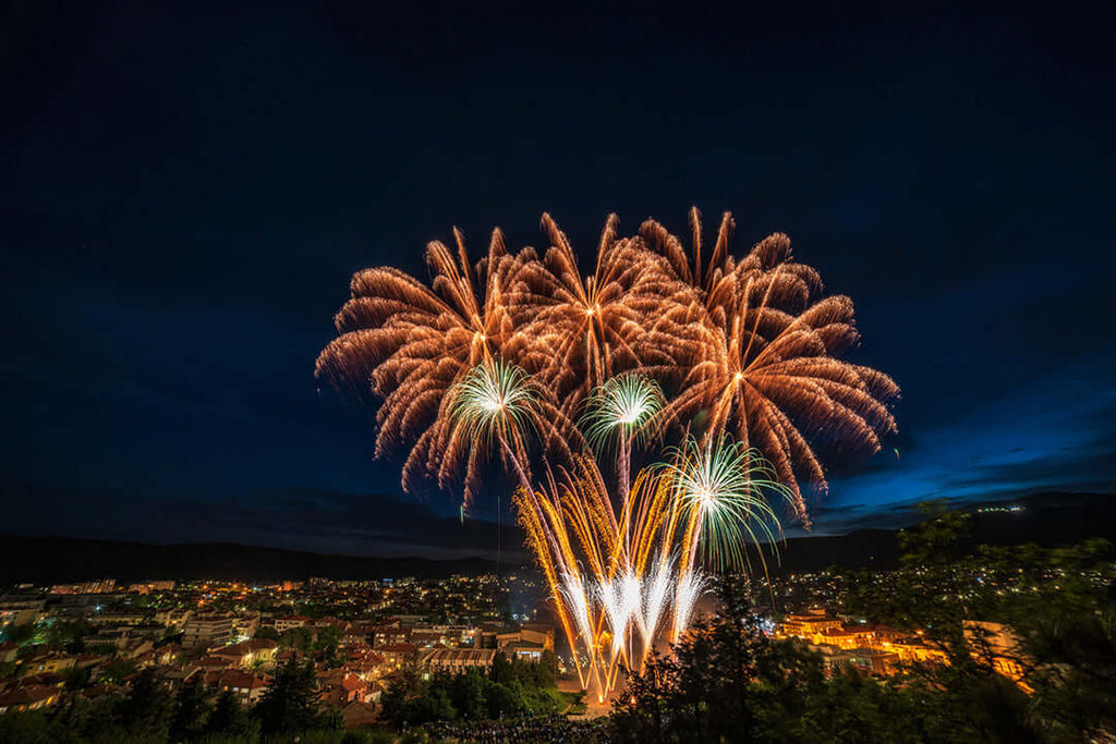 Celebrating the 4th of July in Hawaii: A Splash of Patriotism with an Island Twist! - Shaka Time Hawaii